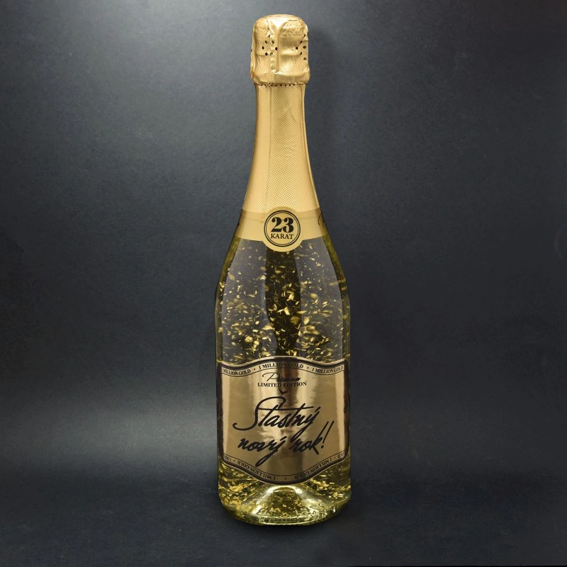 Šumivé víno so zlatými lupienkami - etiketa Šťastný nový rok